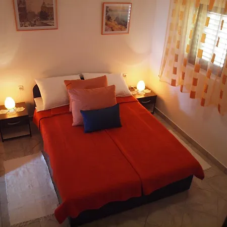 Nina I Bilja Apartmani 아파트