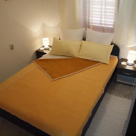 아파트 Nina I Bilja Apartmani